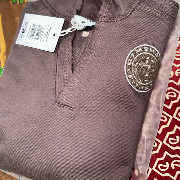 Gymshark Legacy Sweatshirt - Picture 5 of 8